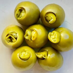 оливки заполненные перцем чили